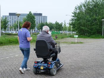 Geslaagde scholing rijden met scootmobiel