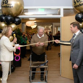 Veenhage viert jubileumjaar met feestelijke (her)opening